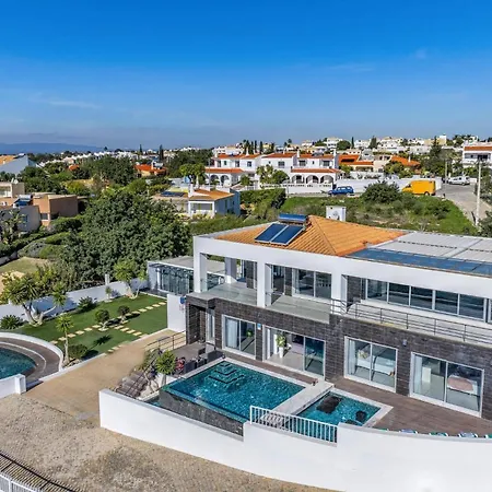 Villa Vintila By *
